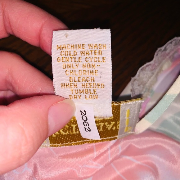 Vintage Victoria's Secret Gold Label Floral Satin Lace Romper Lingerie Suit L - Picture 4 of 9